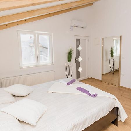 Studio Apartment Harmony Np Krka Lozovac Kültér fotó